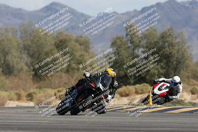 media/Oct-13-2025-Moto Forza (Mon) [[a66d839500]]/2-A Group/Session 4 Turn 7/